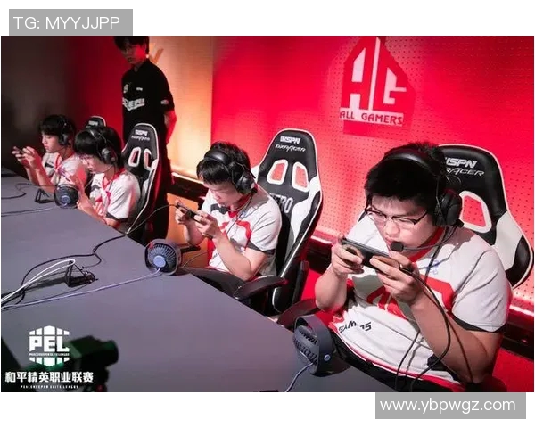 聚焦和平精英EDG团队协作的成功秘诀与战术分析