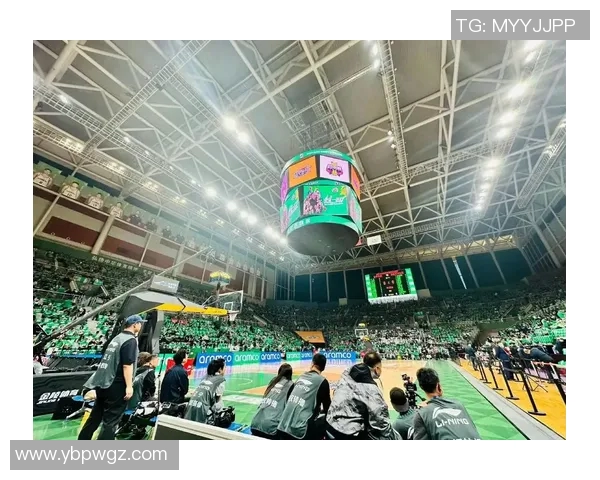 辽宁男篮夺得CBA总冠军，球迷欢呼雀跃